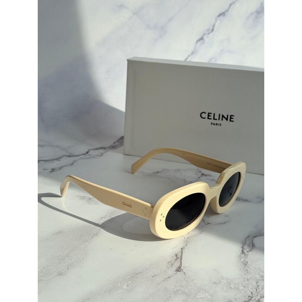 NEW Celine CL40276U Ivory White Bold Oval Sunglasses - Picture 5 of 7